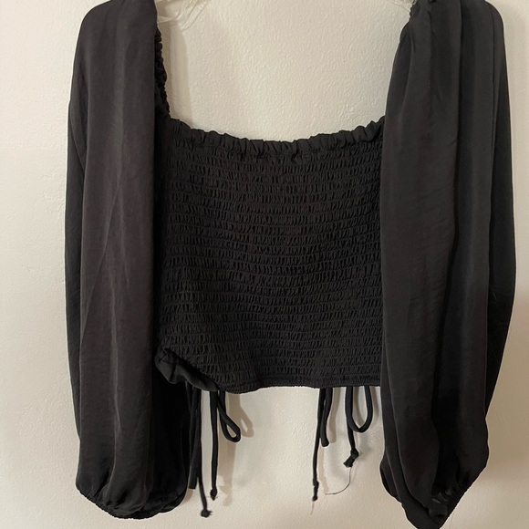 Black scrunched crop top - Picture 4 of 4